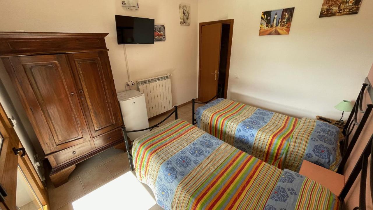 Agriturismo Da Pietro Pomarance Esterno foto
